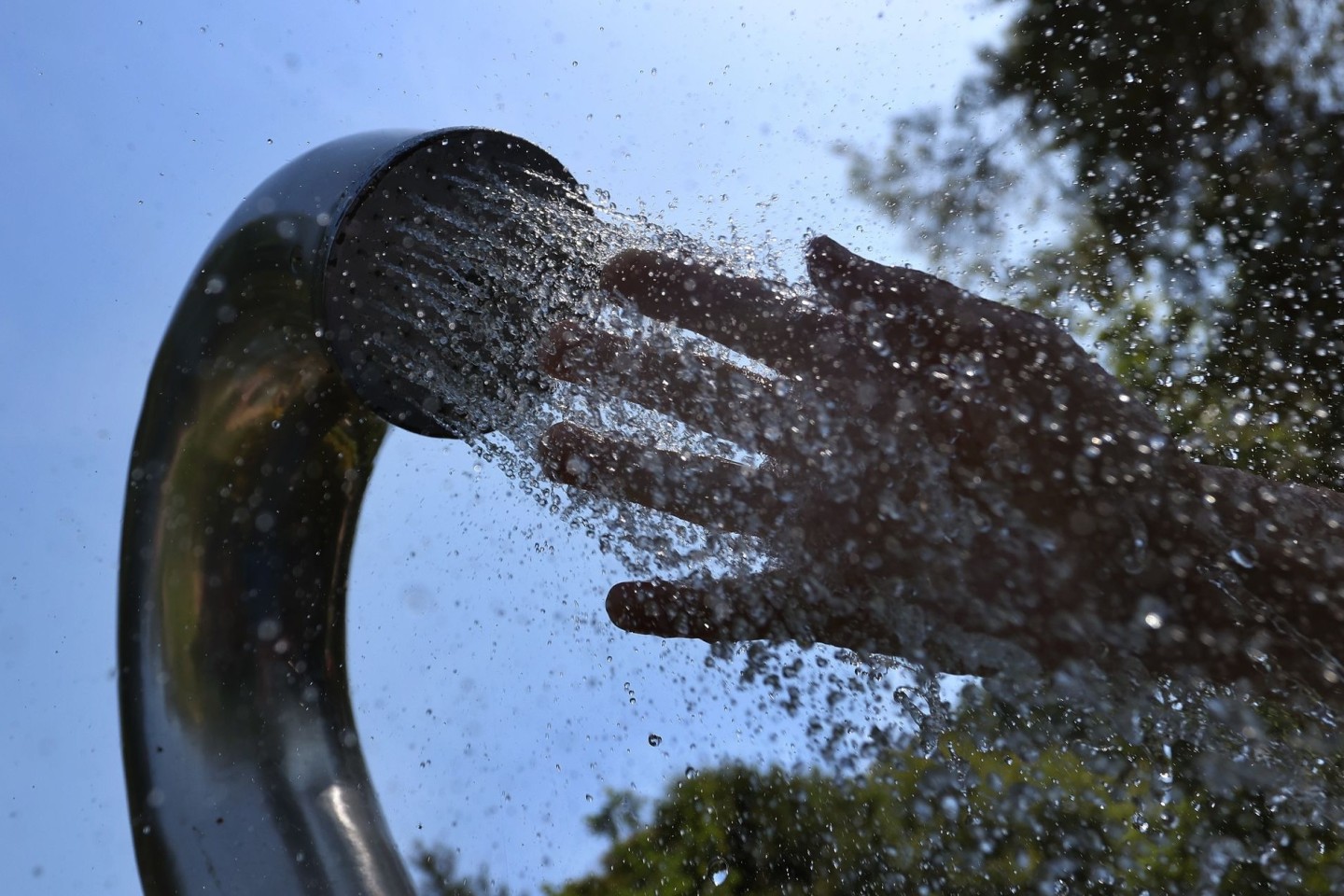 Wasser verspricht Abkühlung bei heißen Temperaturen.